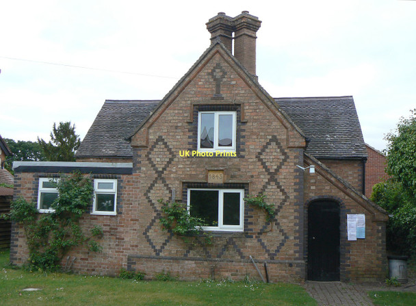 Photo 6"x4" The old school, Wasperton Wasperton c2011