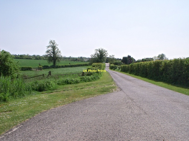 Photo 6"x4" Road to Amberley Castle, West Sussex Amberley\/TQ0313 c2011