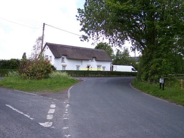 Photo 6"x4" Thatched cottage on Dark Lane Ormskirk c2011