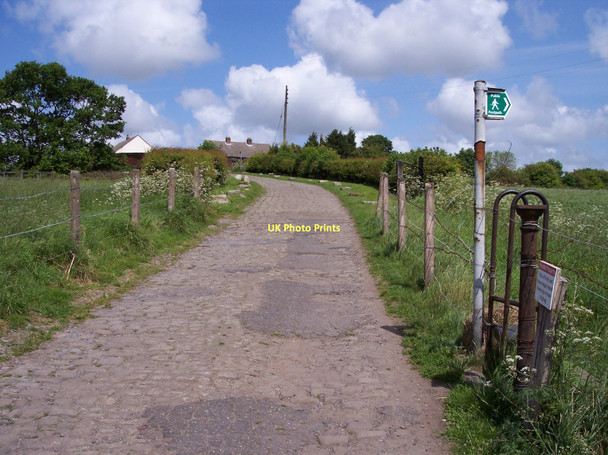 Photo 6"x4" Footpath sign on farmtrack at Mill Dam Farm Ormskirk c2011