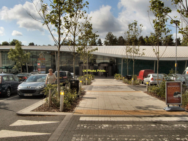 Photo 6"x4" Beaconsfield service station Beaconsfield c2011