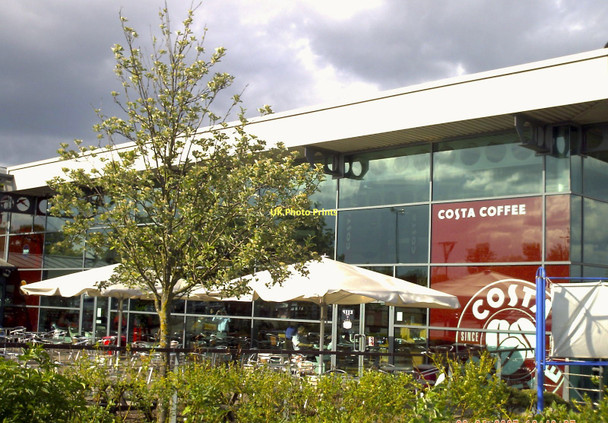 Photo 6"x4" Strensham Services M5, southbound Upper Strensham c2011