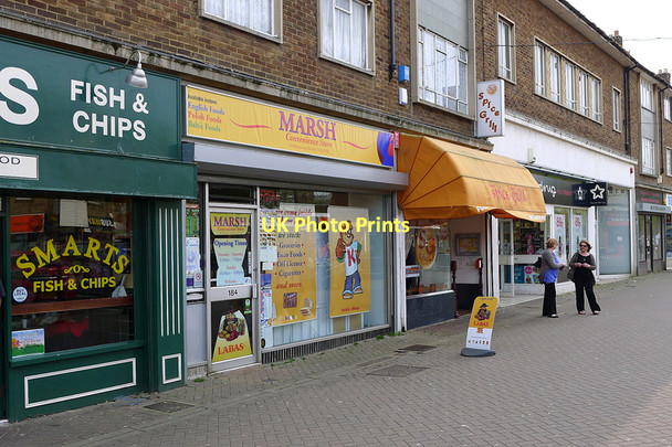 Photo 6"x4" Marsh, Elizabeth Square, Queensway Water Eaton\/SP8732 c2011