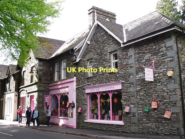 Photo 6"x4" A pretty pink shop Grasmere\/NY3307 c2011