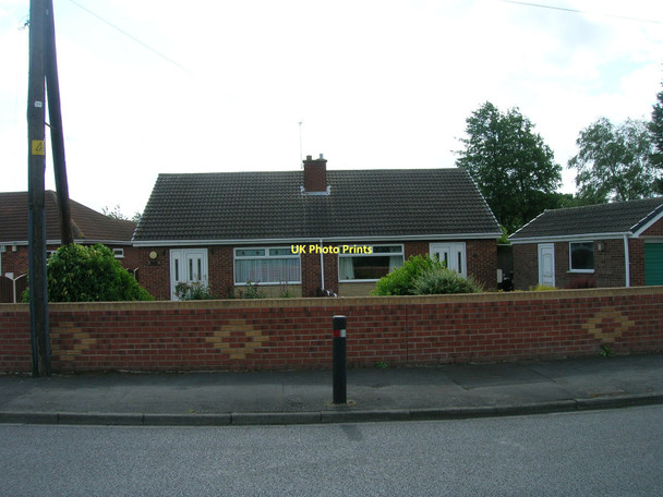 Photo 6"x4" House on Cow House Lane, Armthorpe Nutwell c2011