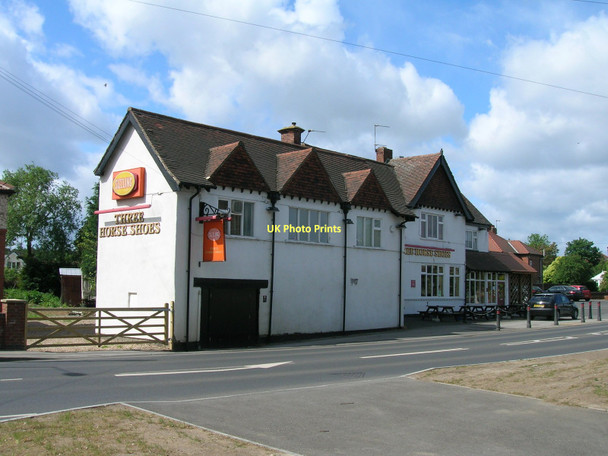 Photo 6"x4" The Three Horseshoes, Branton Branton\/SE6401 c2011