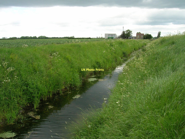 Photo 6"x4" Drain beside Moorends Road Moorends c2011