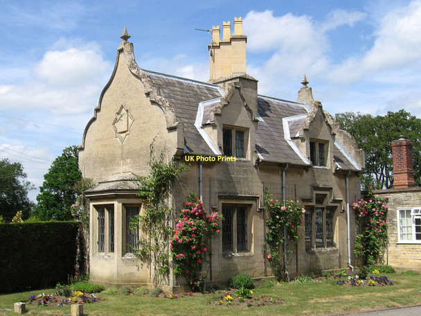 Photo 6"x4" Belton - Dial Cottage Belton\/SK9239 c2011