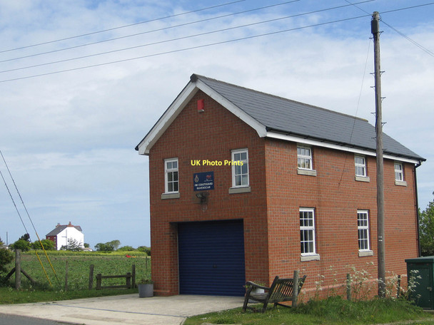 Photo 6"x4" Ravenscar Coastguard Ravenscar c2011
