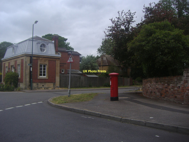 Photo 6"x4" Junction of Lower Green and Nore Lane Esher Esher c2011