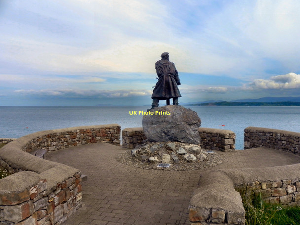 Photo 6"x4" Dic Evans Memorial Moelfre\/SH5186 c2011