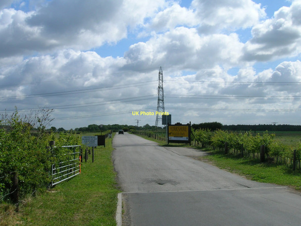 Photo 6"x4" Road to Yorkshire Wildlife Centre Branton\/SE6401 c2011