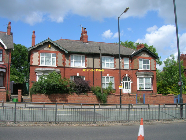 Photo 6"x4" Houses on Balby Road (A630) Doncaster c2011