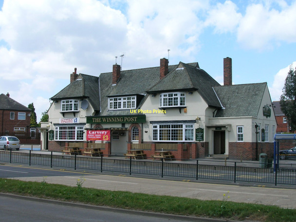Photo 6"x4" The Winning Post, Warmsworth Road Doncaster c2011
