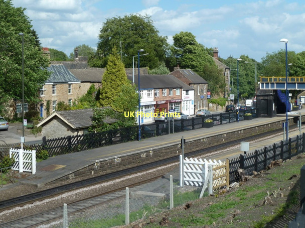 Photo 6"x4" Looking across Dronfield station Dronfield c2011