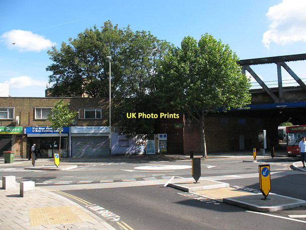 Photo 6"x4" New roundabout on Southwark Park Road Bermondsey c2011