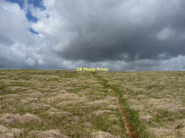 Photo 6"x4" Looking up Pen Maen-wern Pen Maen-wern c2011
