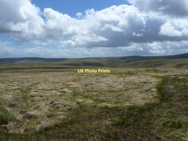 Photo 6"x4" Looking down Pen Maen-wern Pen Maen-wern c2011