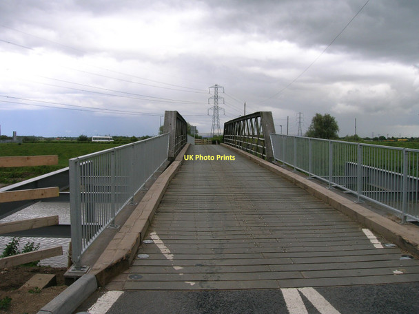 Photo 6"x4" Jubilee Bridge over the River Don Hangsman Hill c2011