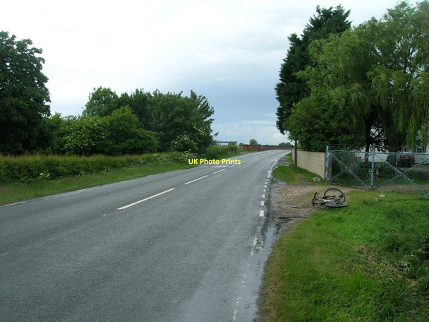 Photo 6"x4" A614 heading north Pincheon Green c2011
