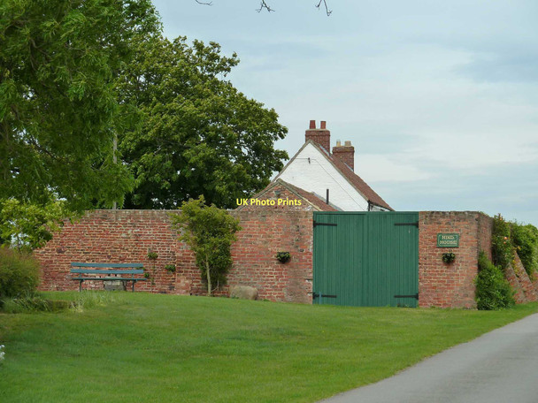 Photo 6"x4" Hind House, Foxton, nr Crathorne Crathorne c2011