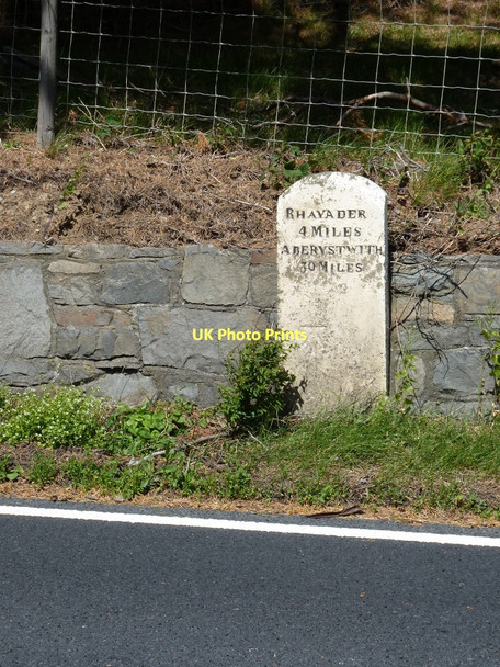 Photo 6"x4" The Bwlchgwyn milestone - detail Dolhelfa c2011