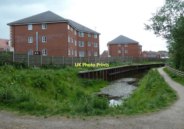 Photo 6"x4" Renishaw, new houses by the old canal Renishaw c2011