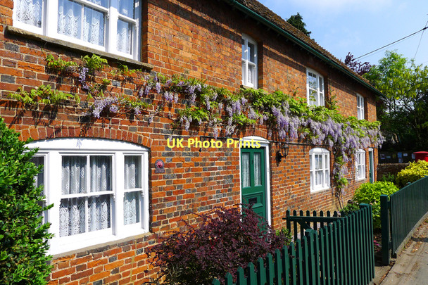 Photo 6"x4" Terraced Cottages, Swanbourne Swanbourne c2011