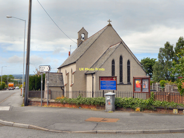 Photo 6"x4" St Cecilia's Church Mold\/Yr Wyddgrug c2011