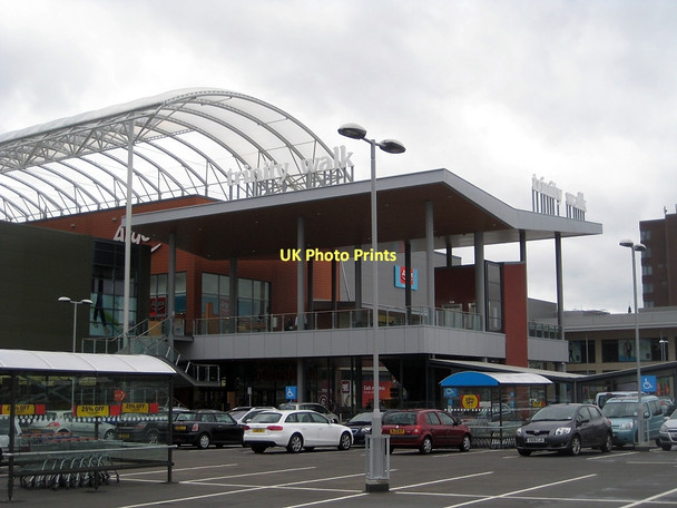 Photo 6"x4" Trinity Walk retail development-outside views (9) Wakefield\/SE3320 c2011