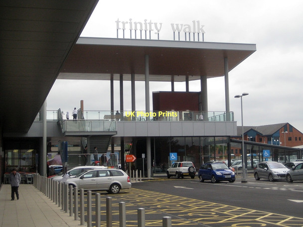 Photo 6"x4" Trinity Walk retail development-outside views (11) Wakefield\/SE3320 c2011