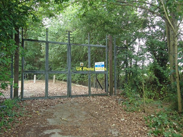 Photo 6"x4" National Grid Bures Green c2011