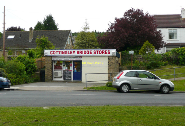 Photo 6"x4" Convenience store, Beckfoot Lane, Cottingley Bingley\/SE1139 c2011