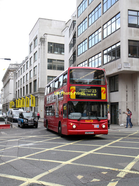Photo 6"x4" Bus On Duke Street Westminster c2011