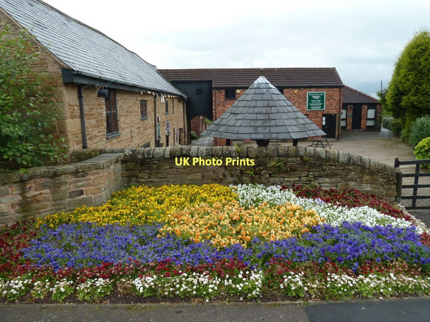 Photo 6"x4" Ridgeway Craft Centre and spring floral display Ridgeway\/SK4081 c2011