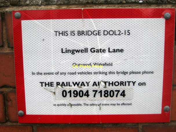 Photo 6"x4" Lingwell Gate Lane road bridge details Carr Gate c2011