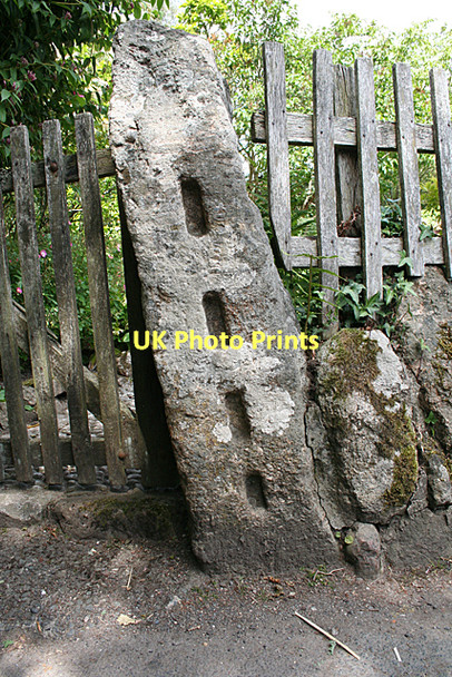 Photo 6"x4" Lustleigh: old gatepost Lustleigh c2011