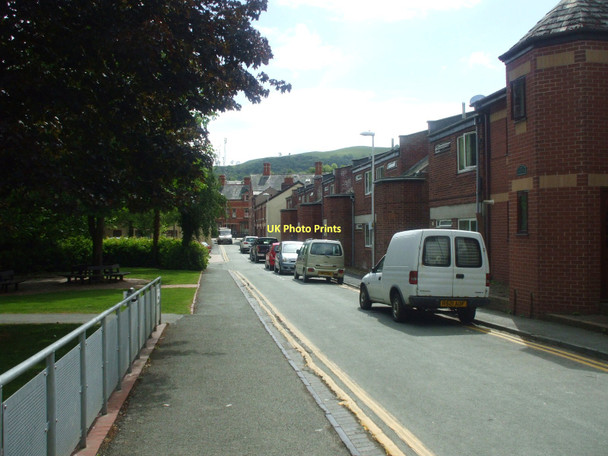 Photo 6"x4" Frolic Street, Newtown Newtown\/Y Drenewydd c2011