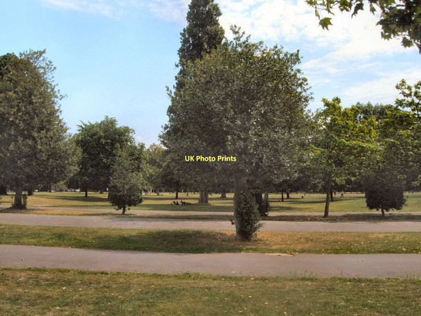 Photo 6"x4" Victoria Park Bethnal Green c2011