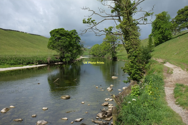 Photo 6"x4" River Wharfe Hebden c2011