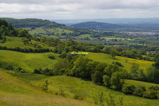 Photo 6"x4" Barrow Wake viewpoint: looking south-west along the Cotswolds' western face Shab Hill c2011