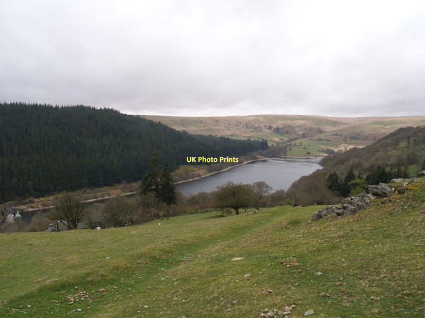 Photo 6"x4" Footpath above Penygarreg and the Penygarreg Reservoir Elan Village c2011
