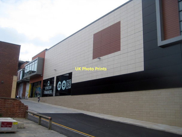 Photo 6"x4" Trinity Walk retail development-outside views (27) Wakefield\/SE3320 c2011