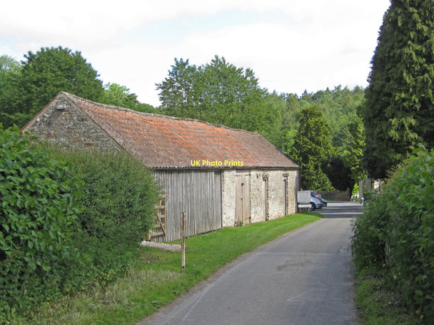 Photo 6"x4" Stone barn near St Gregory's Minster Welburn\/SE6884 c2011