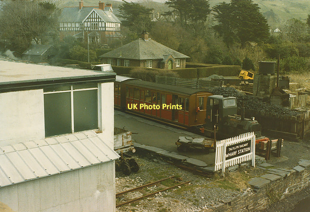 Photo 6"x4" The end of Wharf Station, Talyllyn Railway Tywyn\/SH5800 c1987
