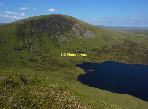 Photo 6"x4" Lochcraig Head and Loch Skeen Lochcraig Head c2011