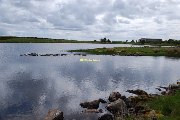 Photo 6"x4" Loch Watenan Bruan c2011