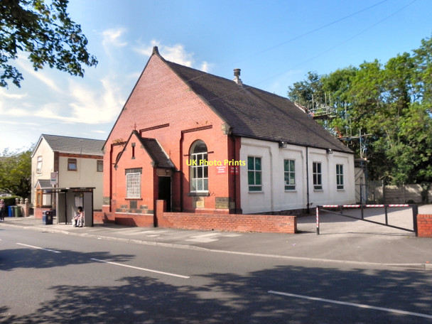 Photo 6"x4" Haughton Green Methodist Church Hall Hyde\/SJ9494 c2011