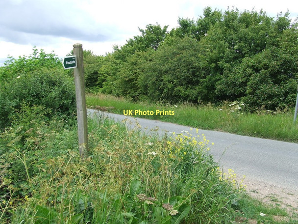 Photo 6"x4" Footpath Sign Barnardiston c2011