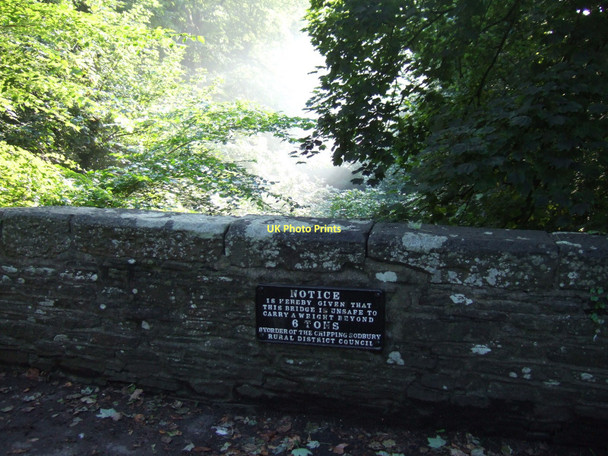 Photo 6"x4" Frenchay: the six ton limit Downend\/ST6477 c2010